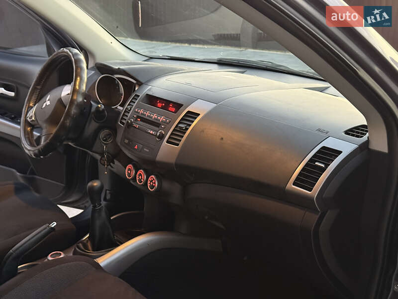 Внедорожник / Кроссовер Mitsubishi Outlander 2008 в Жидачове