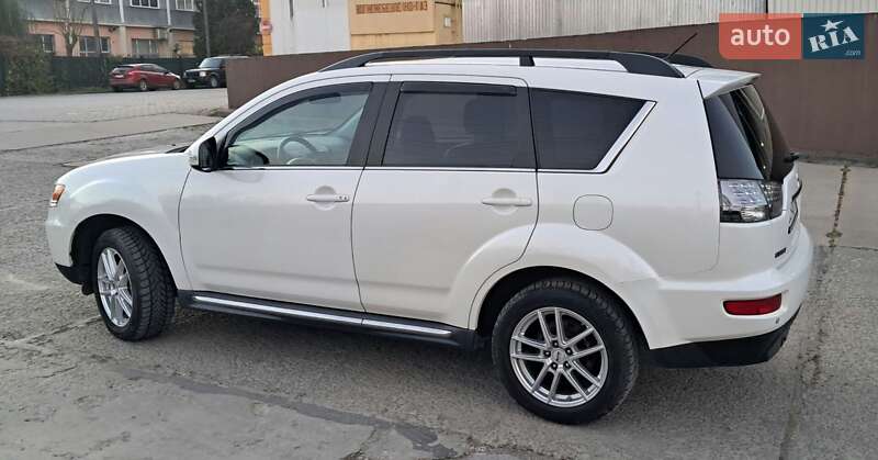 Внедорожник / Кроссовер Mitsubishi Outlander 2011 в Львове фото 8 Внедорожник / Кроссовер Mitsubishi Outlander 2011 в Львове