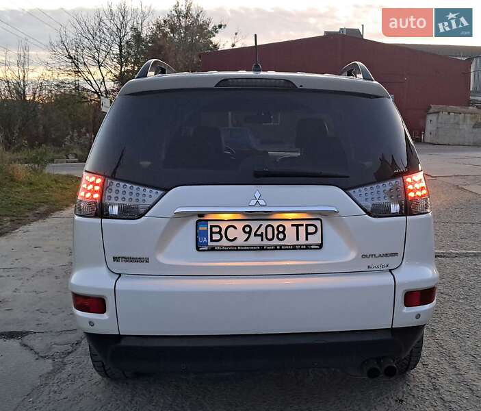 Внедорожник / Кроссовер Mitsubishi Outlander 2011 в Львове фото 31 Внедорожник / Кроссовер Mitsubishi Outlander 2011 в Львове