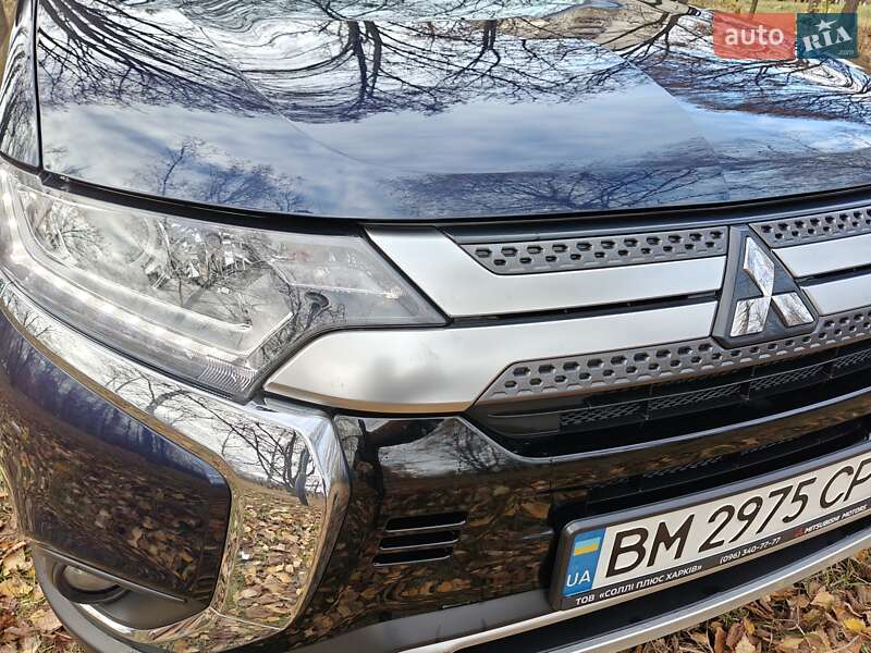 Позашляховик / Кросовер Mitsubishi Outlander 2021 в Сумах