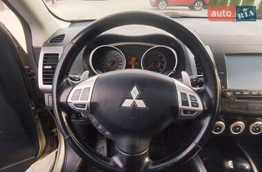 Внедорожник / Кроссовер Mitsubishi Outlander 2009 в Киеве