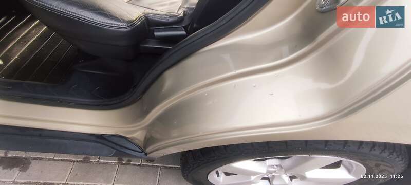 Внедорожник / Кроссовер Mitsubishi Outlander 2009 в Киеве