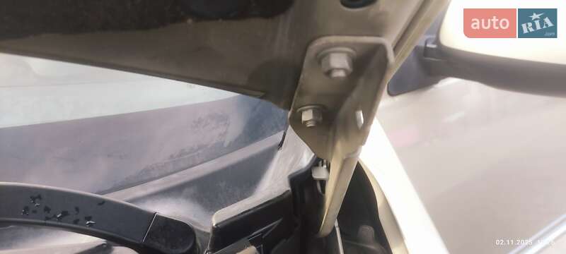 Внедорожник / Кроссовер Mitsubishi Outlander 2009 в Киеве