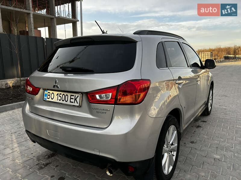 Позашляховик / Кросовер Mitsubishi Outlander 2015 в Тернополі фото 6 Позашляховик / Кросовер Mitsubishi Outlander 2015 в Тернополі