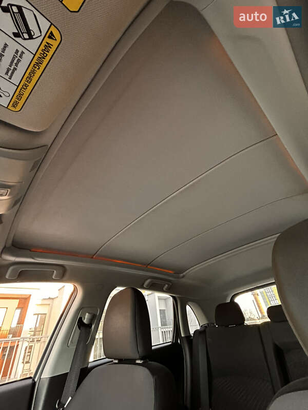 Позашляховик / Кросовер Mitsubishi Outlander 2015 в Тернополі фото 13 Позашляховик / Кросовер Mitsubishi Outlander 2015 в Тернополі