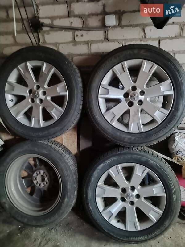 Внедорожник / Кроссовер Mitsubishi Outlander 2010 в Печенегах