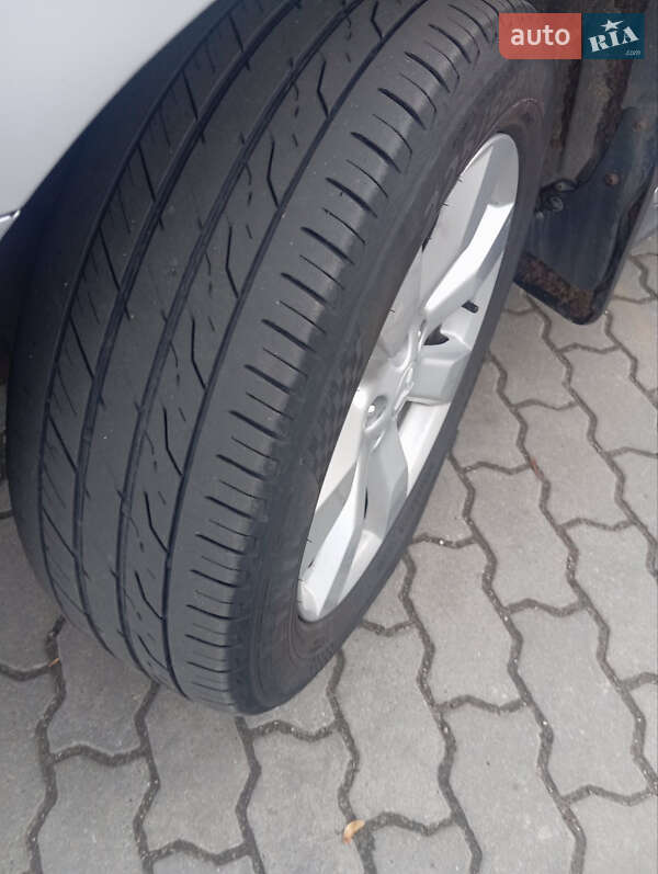 Позашляховик / Кросовер Mitsubishi Outlander 2011 в Мостиській