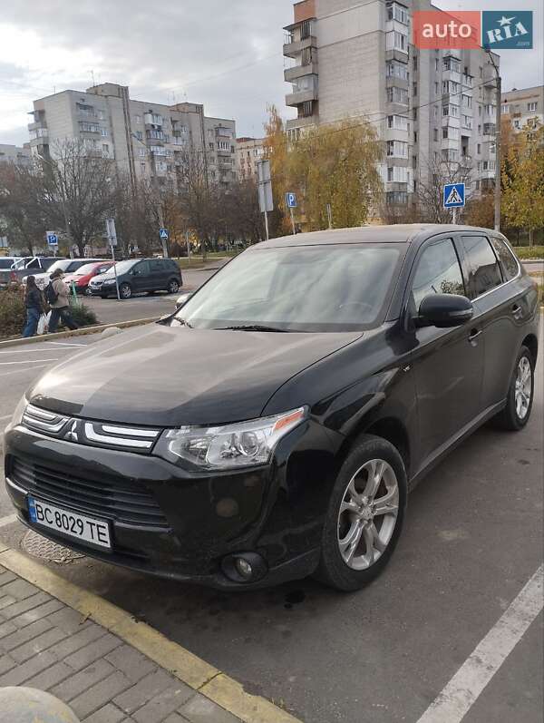 Mitsubishi Outlander 2013 Mitsubishi Outlander 2013