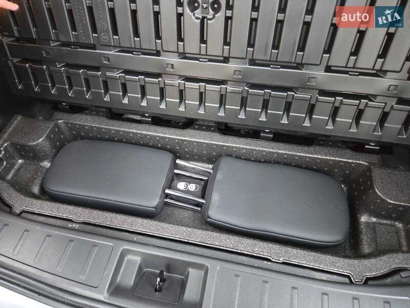 Внедорожник / Кроссовер Mitsubishi Outlander 2022 в Киеве фото 15 Внедорожник / Кроссовер Mitsubishi Outlander 2022 в Киеве