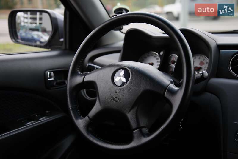 Внедорожник / Кроссовер Mitsubishi Outlander 2007 в Харькове