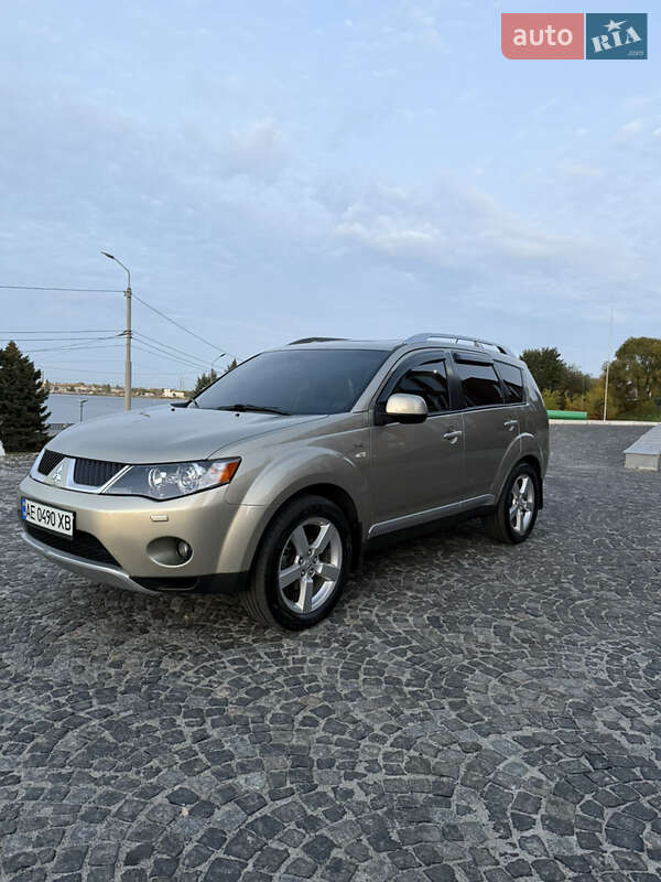 Внедорожник / Кроссовер Mitsubishi Outlander 2008 в Днепре