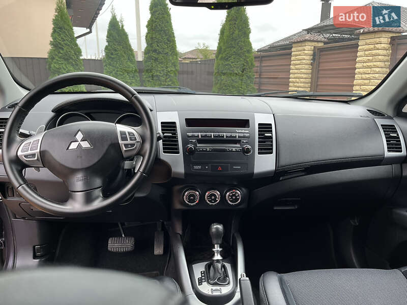Внедорожник / Кроссовер Mitsubishi Outlander 2012 в Виннице