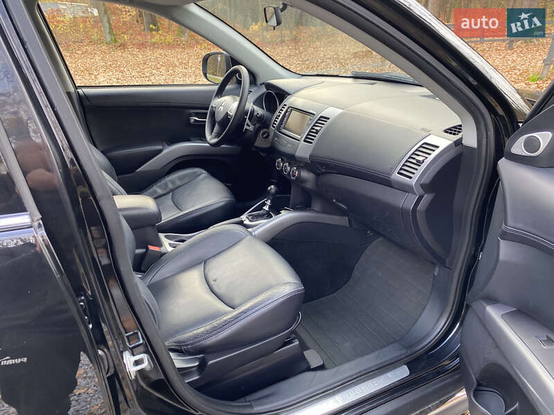 Внедорожник / Кроссовер Mitsubishi Outlander 2011 в Радивилове фото 40 Внедорожник / Кроссовер Mitsubishi Outlander 2011 в Радивилове