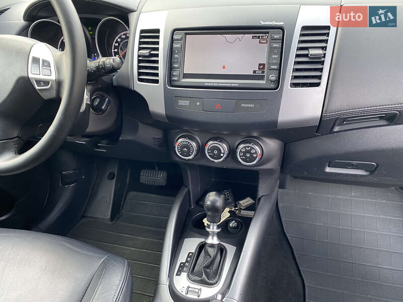 Внедорожник / Кроссовер Mitsubishi Outlander 2011 в Радивилове фото 43 Внедорожник / Кроссовер Mitsubishi Outlander 2011 в Радивилове