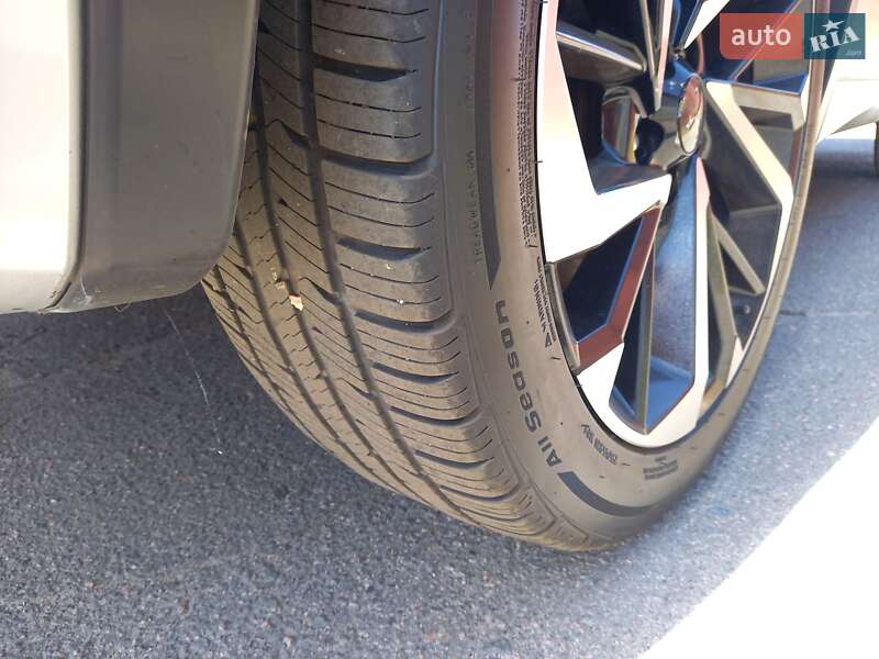 Позашляховик / Кросовер Mitsubishi Outlander 2022 в Черкасах фото 8 Позашляховик / Кросовер Mitsubishi Outlander 2022 в Черкасах