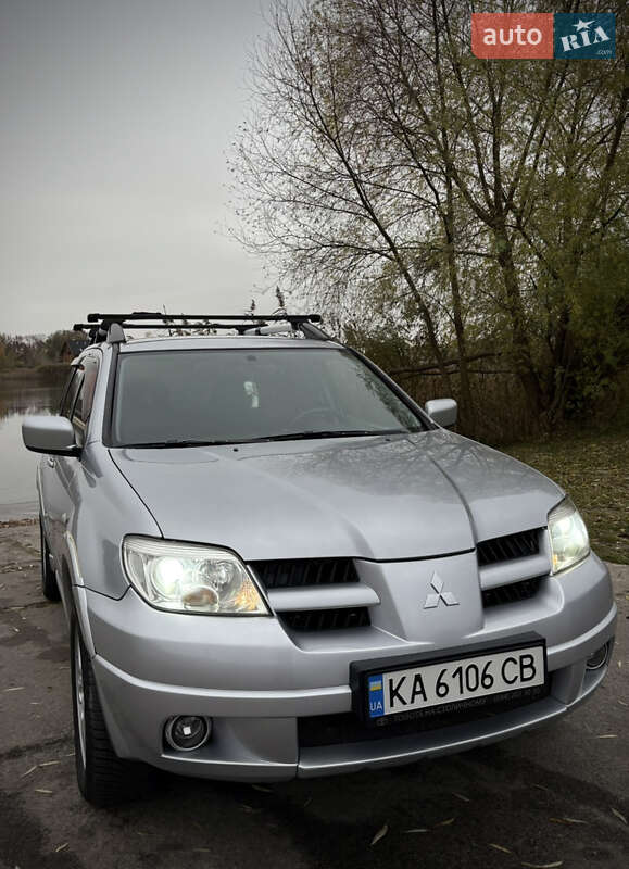 Внедорожник / Кроссовер Mitsubishi Outlander 2007 в Киеве фото 7 Внедорожник / Кроссовер Mitsubishi Outlander 2007 в Киеве