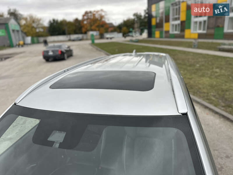 Внедорожник / Кроссовер Mitsubishi Outlander 2020 в Киеве