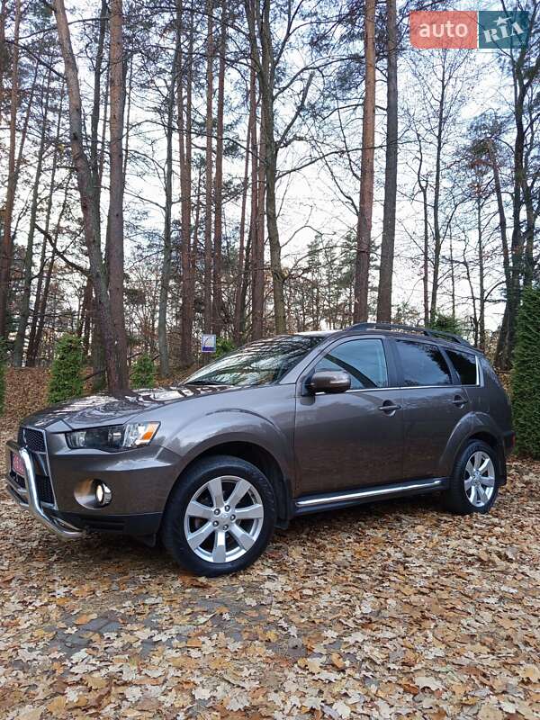 Внедорожник / Кроссовер Mitsubishi Outlander 2011 в Дрогобыче фото 11 Внедорожник / Кроссовер Mitsubishi Outlander 2011 в Дрогобыче