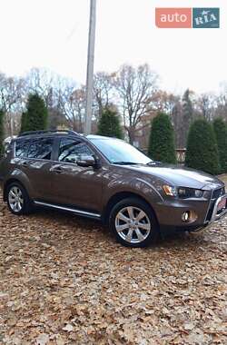 Позашляховик / Кросовер Mitsubishi Outlander 2011 в Дрогобичі