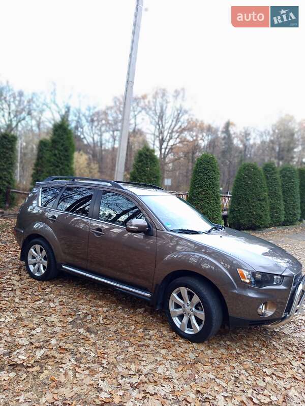 Внедорожник / Кроссовер Mitsubishi Outlander 2011 в Дрогобыче фото 22 Внедорожник / Кроссовер Mitsubishi Outlander 2011 в Дрогобыче