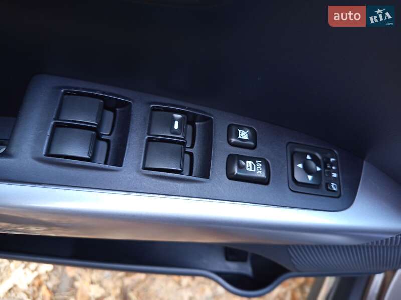 Внедорожник / Кроссовер Mitsubishi Outlander 2011 в Дрогобыче фото 43 Внедорожник / Кроссовер Mitsubishi Outlander 2011 в Дрогобыче