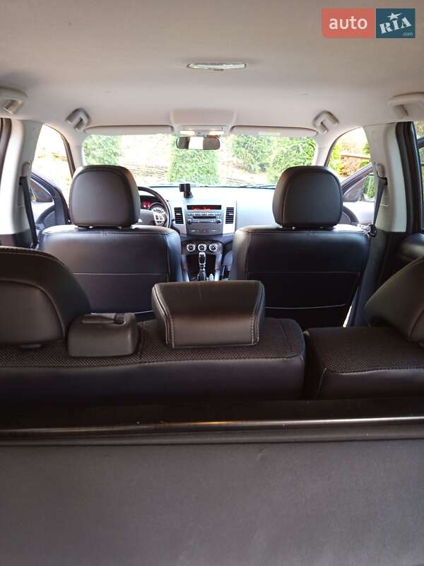 Внедорожник / Кроссовер Mitsubishi Outlander 2011 в Дрогобыче фото 68 Внедорожник / Кроссовер Mitsubishi Outlander 2011 в Дрогобыче