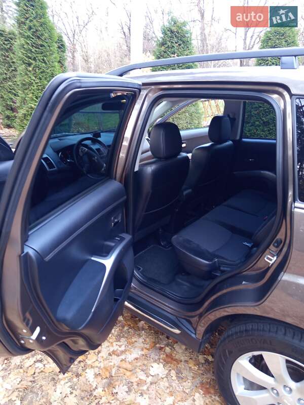 Внедорожник / Кроссовер Mitsubishi Outlander 2011 в Дрогобыче фото 61 Внедорожник / Кроссовер Mitsubishi Outlander 2011 в Дрогобыче