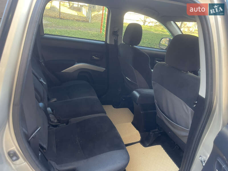 Внедорожник / Кроссовер Mitsubishi Outlander 2008 в Чернигове фото 17 Внедорожник / Кроссовер Mitsubishi Outlander 2008 в Чернигове