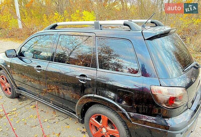 Внедорожник / Кроссовер Mitsubishi Outlander 2005 в Полтаве фото 5 Внедорожник / Кроссовер Mitsubishi Outlander 2005 в Полтаве