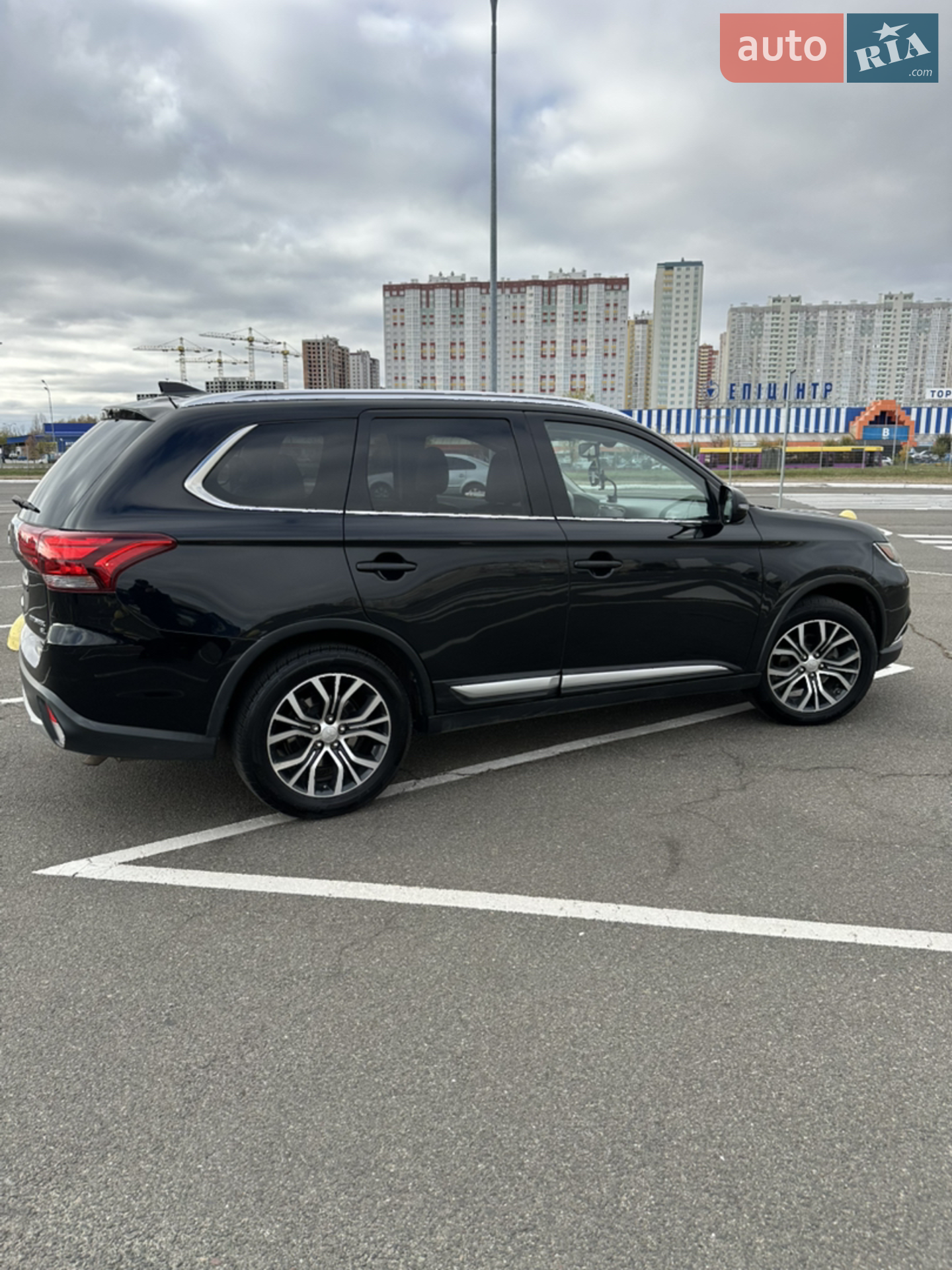 2017 Mitsubishi Outlander - мініатюра 5