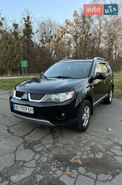 Позашляховик / Кросовер Mitsubishi Outlander 2008 в Львові