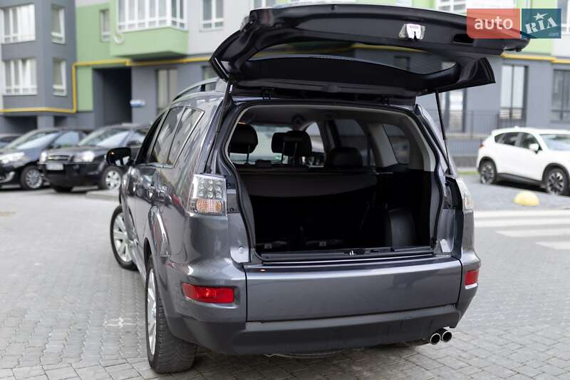 Внедорожник / Кроссовер Mitsubishi Outlander 2011 в Ивано-Франковске фото 9 Внедорожник / Кроссовер Mitsubishi Outlander 2011 в Ивано-Франковске