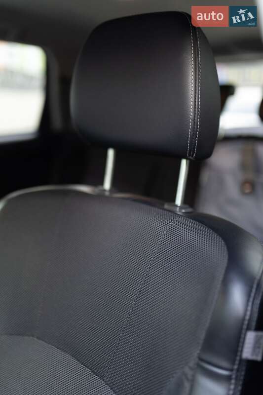 Внедорожник / Кроссовер Mitsubishi Outlander 2011 в Ивано-Франковске фото 28 Внедорожник / Кроссовер Mitsubishi Outlander 2011 в Ивано-Франковске