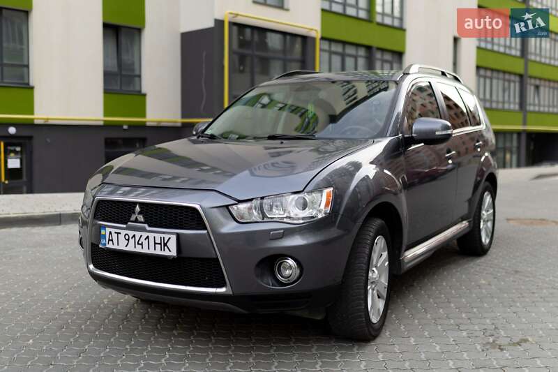 Внедорожник / Кроссовер Mitsubishi Outlander 2011 в Ивано-Франковске фото 3 Внедорожник / Кроссовер Mitsubishi Outlander 2011 в Ивано-Франковске