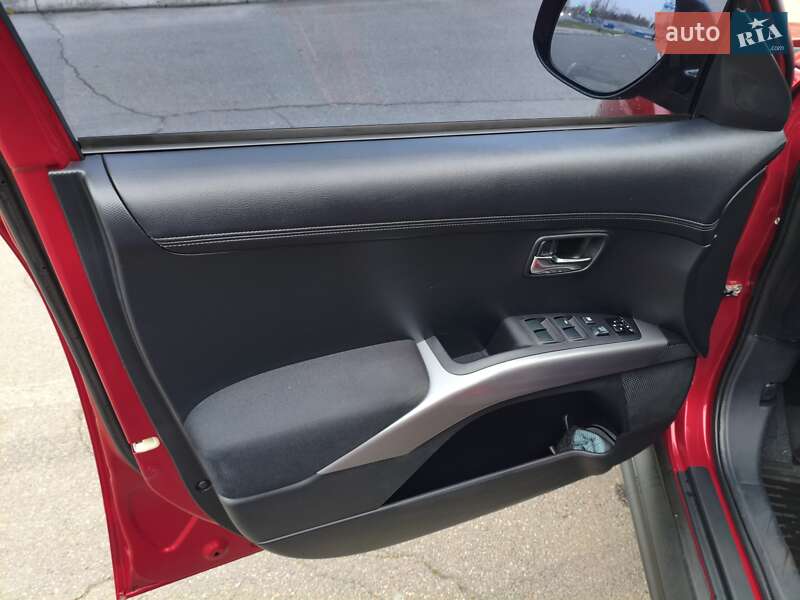 Внедорожник / Кроссовер Mitsubishi Outlander 2012 в Кривом Роге фото 18 Внедорожник / Кроссовер Mitsubishi Outlander 2012 в Кривом Роге