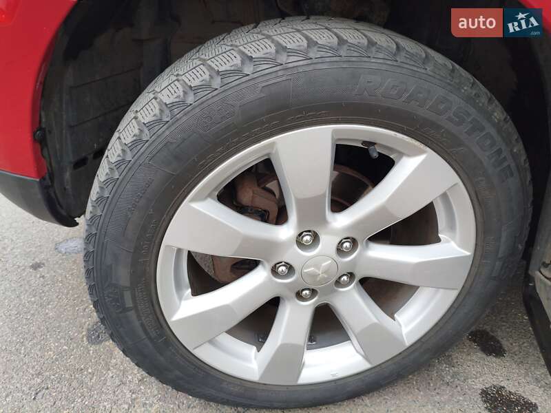 Внедорожник / Кроссовер Mitsubishi Outlander 2012 в Кривом Роге фото 35 Внедорожник / Кроссовер Mitsubishi Outlander 2012 в Кривом Роге