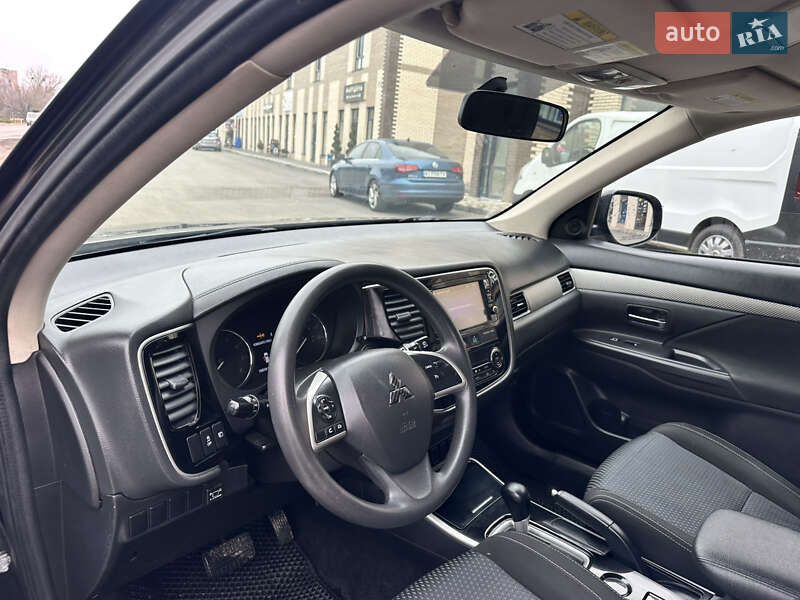 Внедорожник / Кроссовер Mitsubishi Outlander 2018 в Белой Церкви фото 18 Внедорожник / Кроссовер Mitsubishi Outlander 2018 в Белой Церкви