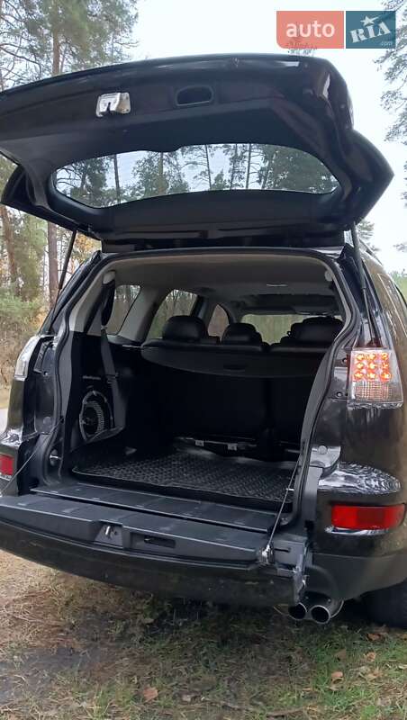 Внедорожник / Кроссовер Mitsubishi Outlander 2010 в Звенигородке фото 17 Внедорожник / Кроссовер Mitsubishi Outlander 2010 в Звенигородке