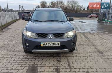 Внедорожник / Кроссовер Mitsubishi Outlander 2008 в Луцке