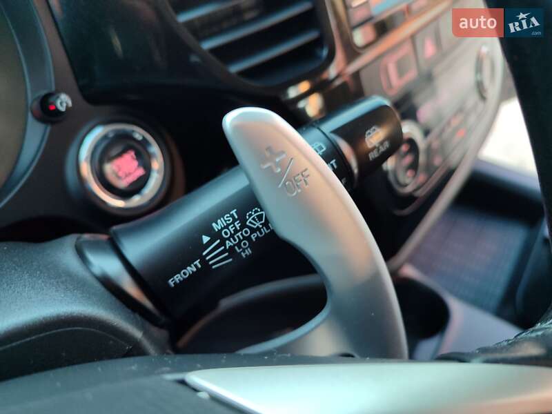 Внедорожник / Кроссовер Mitsubishi Outlander 2013 в Львове