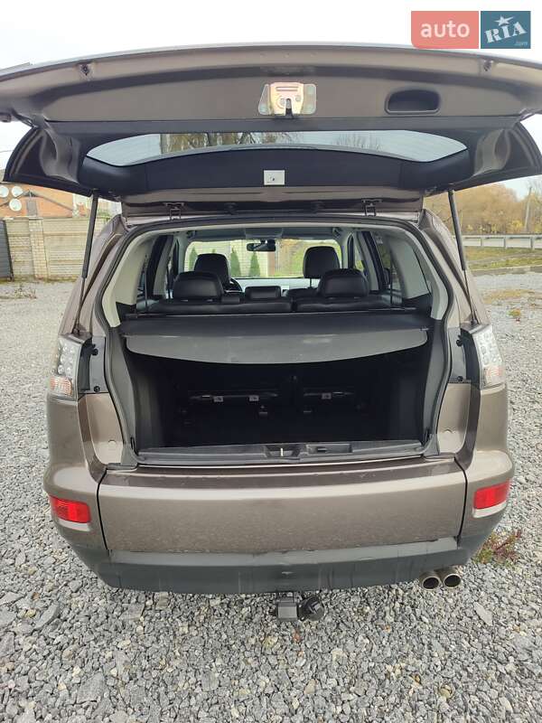 Внедорожник / Кроссовер Mitsubishi Outlander 2011 в Любаре фото 8 Внедорожник / Кроссовер Mitsubishi Outlander 2011 в Любаре