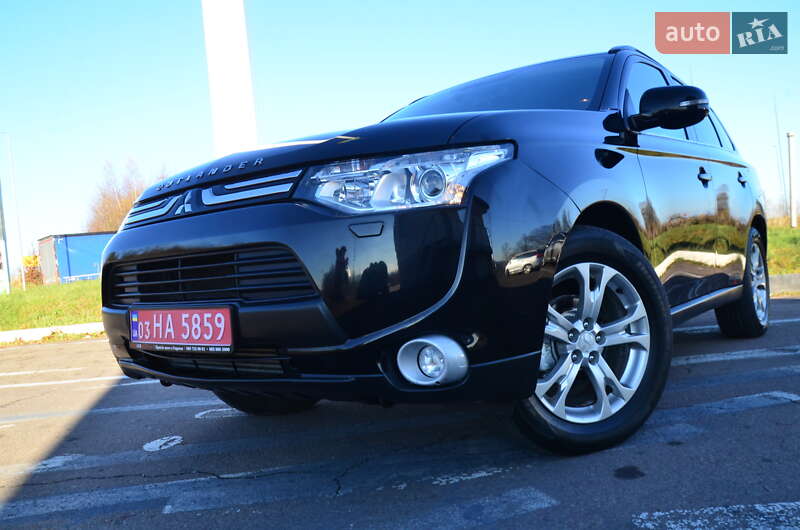 Позашляховик / Кросовер Mitsubishi Outlander 2013 в Дрогобичі фото 6 Позашляховик / Кросовер Mitsubishi Outlander 2013 в Дрогобичі