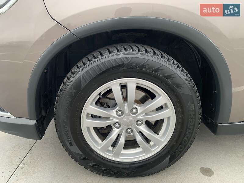 Внедорожник / Кроссовер Mitsubishi Outlander 2018 в Киеве фото 58 Внедорожник / Кроссовер Mitsubishi Outlander 2018 в Киеве