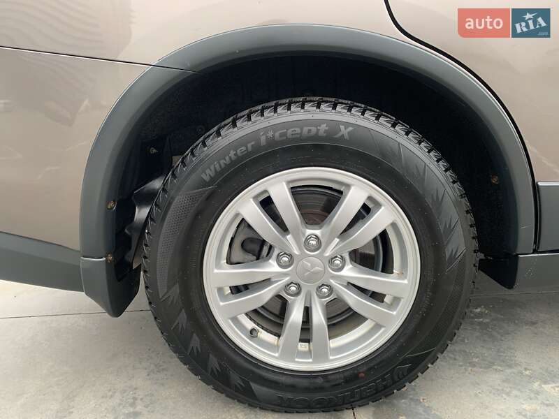 Внедорожник / Кроссовер Mitsubishi Outlander 2018 в Киеве фото 60 Внедорожник / Кроссовер Mitsubishi Outlander 2018 в Киеве