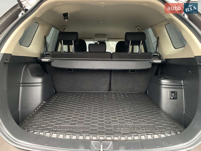 Внедорожник / Кроссовер Mitsubishi Outlander 2018 в Киеве фото 66 Внедорожник / Кроссовер Mitsubishi Outlander 2018 в Киеве