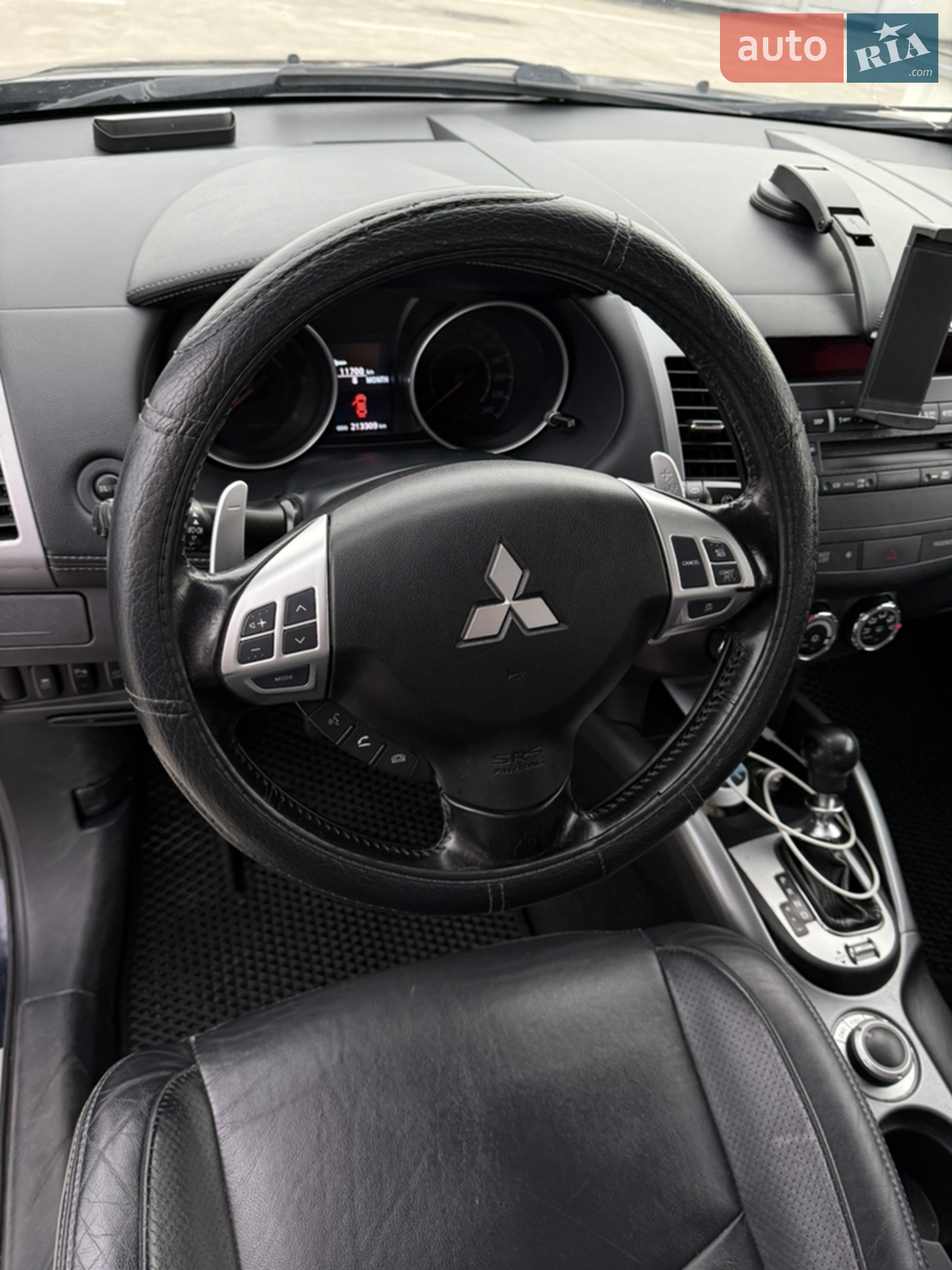 2011 Mitsubishi Outlander - мініатюра 16