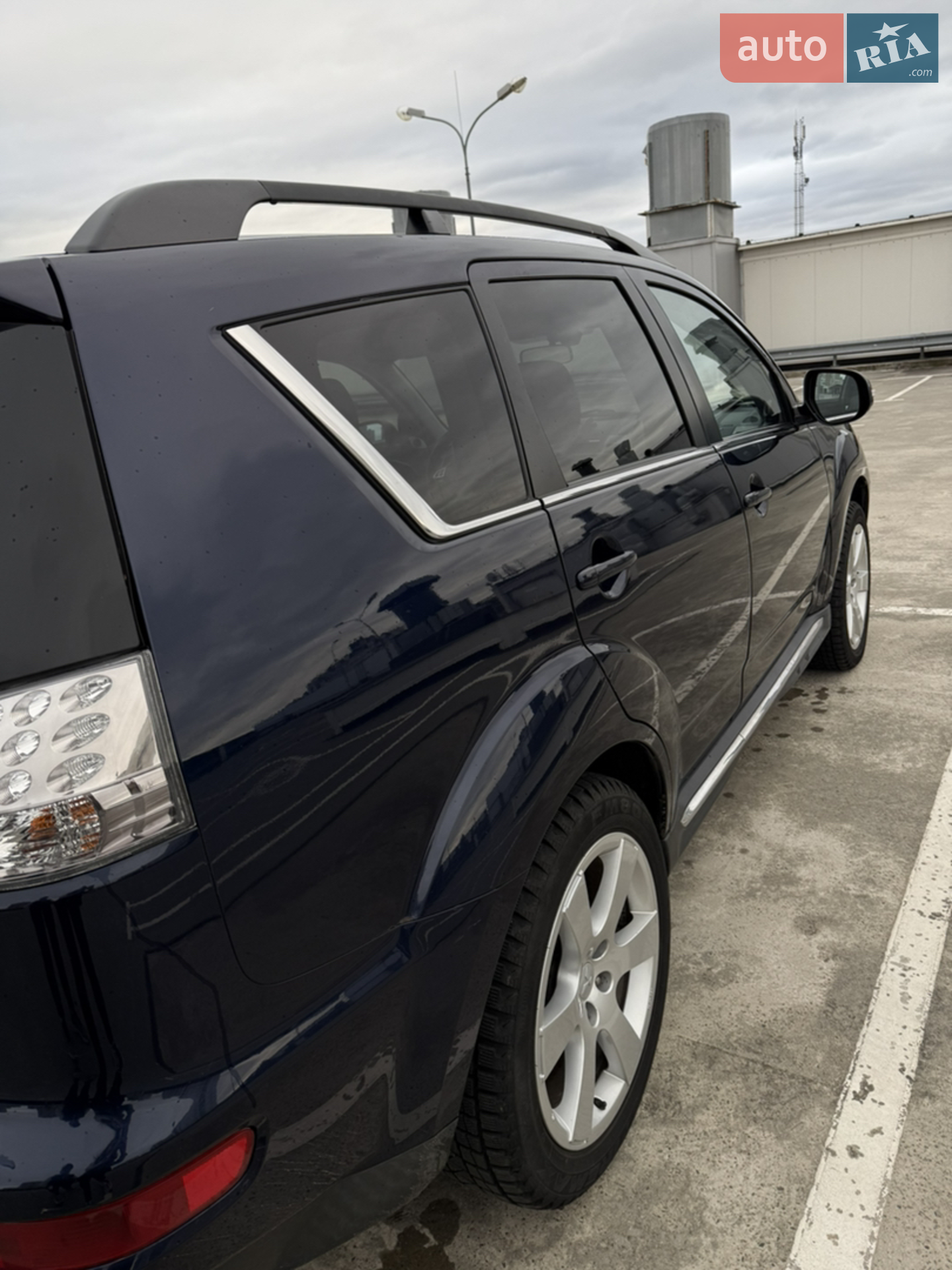 2011 Mitsubishi Outlander - мініатюра 23
