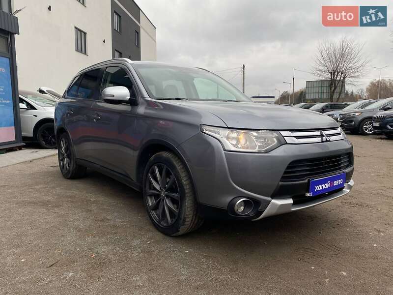 Позашляховик / Кросовер Mitsubishi Outlander 2015 в Вінниці фото 3 Позашляховик / Кросовер Mitsubishi Outlander 2015 в Вінниці