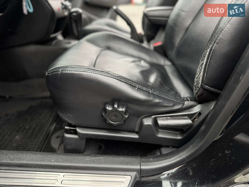 Внедорожник / Кроссовер Mitsubishi Outlander 2006 в Киеве фото 31 Внедорожник / Кроссовер Mitsubishi Outlander 2006 в Киеве