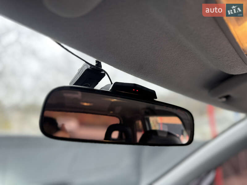 Внедорожник / Кроссовер Mitsubishi Outlander 2006 в Киеве фото 39 Внедорожник / Кроссовер Mitsubishi Outlander 2006 в Киеве